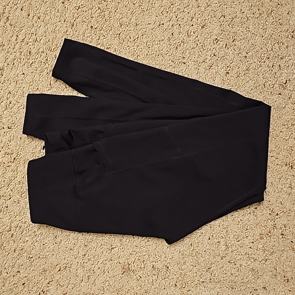 All In Motion Leggings- Size Small - Picture 4 of 4